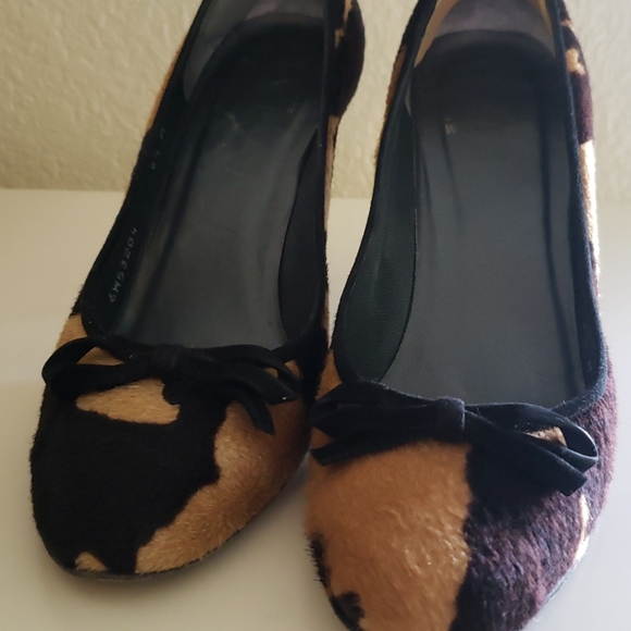 Stuart Weitzman 6.5 heels - Picture 1 of 4